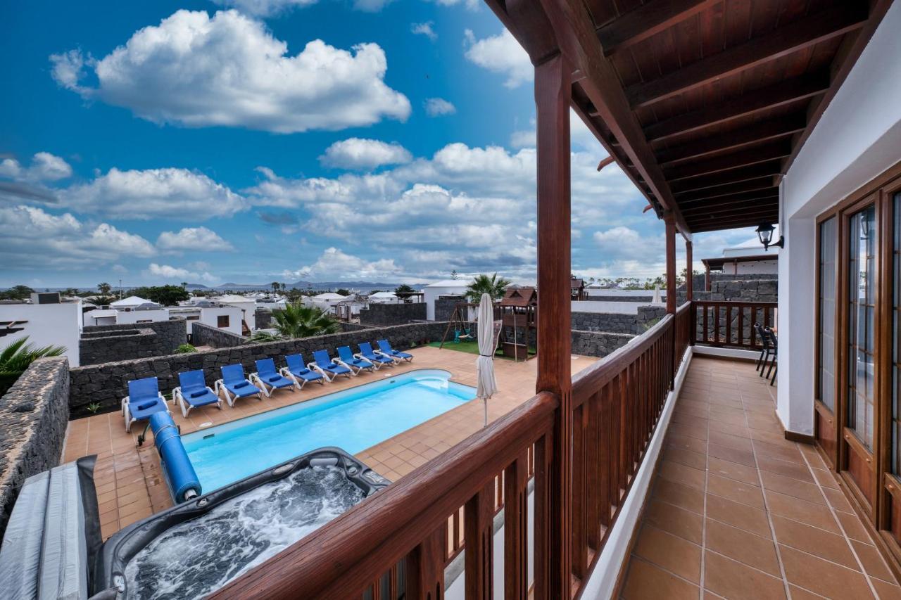 Villa Flavia-Private Pool, Jacuzzi, Sea Views Плайя-Бланка Екстер'єр фото