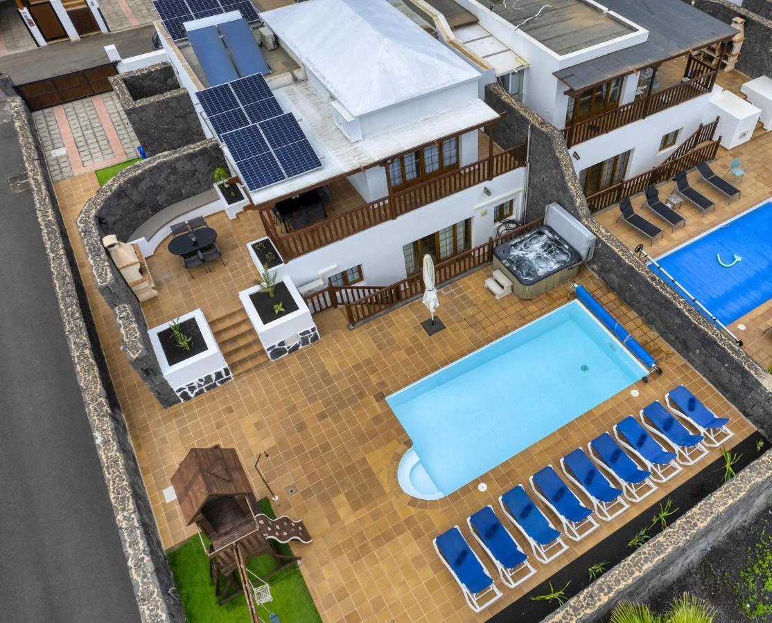 Villa Flavia-Private Pool, Jacuzzi, Sea Views Плайя-Бланка Екстер'єр фото