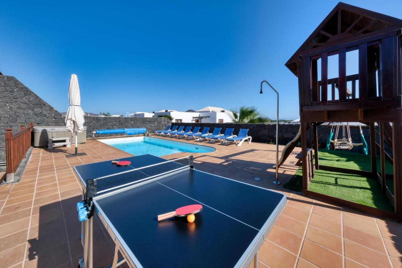 Villa Flavia-Private Pool, Jacuzzi, Sea Views Плайя-Бланка Екстер'єр фото