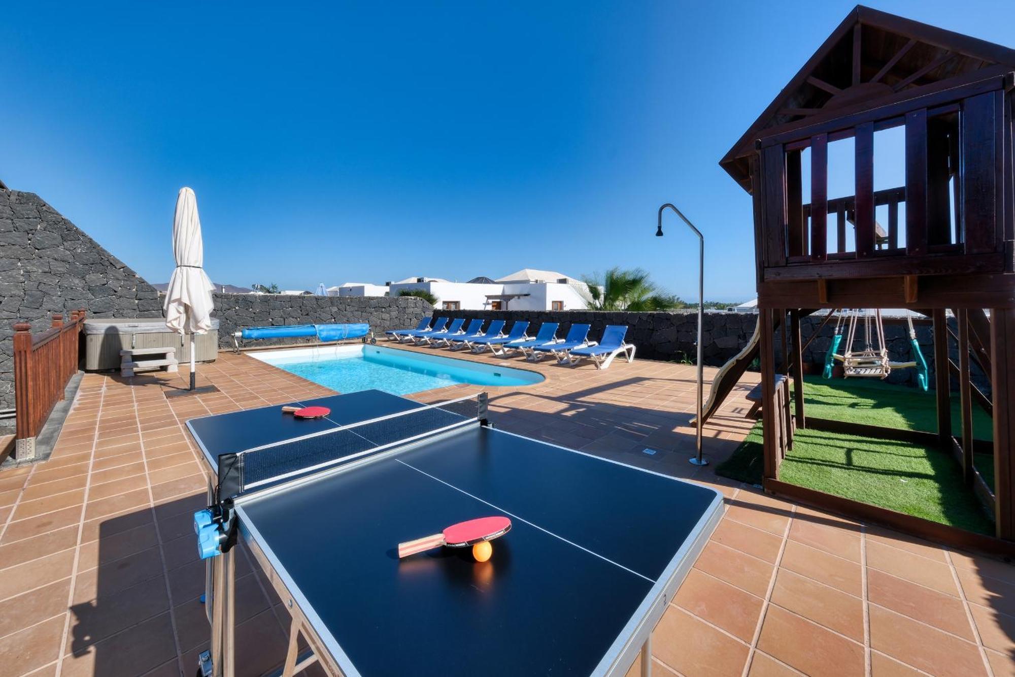 Villa Flavia-Private Pool, Jacuzzi, Sea Views Плайя-Бланка Екстер'єр фото