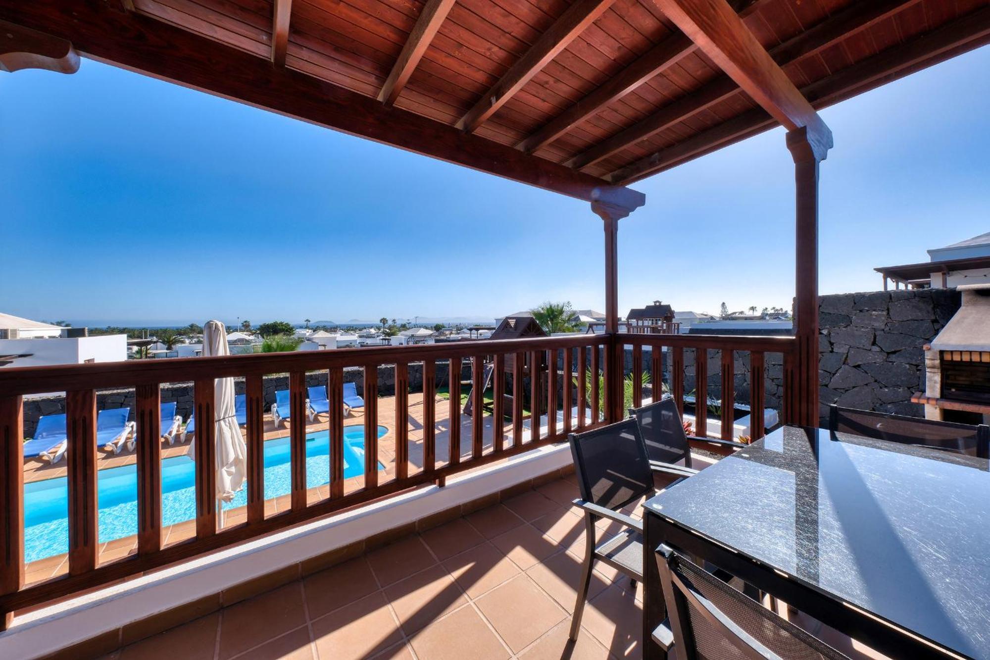 Villa Flavia-Private Pool, Jacuzzi, Sea Views Плайя-Бланка Екстер'єр фото